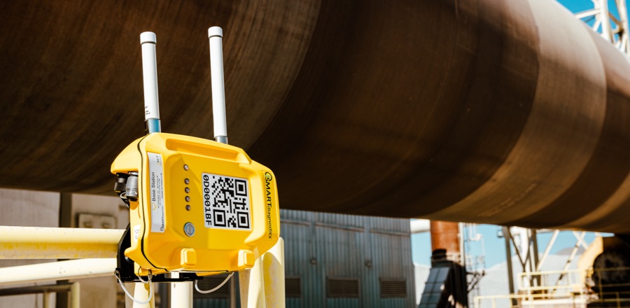 SMARTdiagnostics parent sending unit mounted in place in an industrial setting.