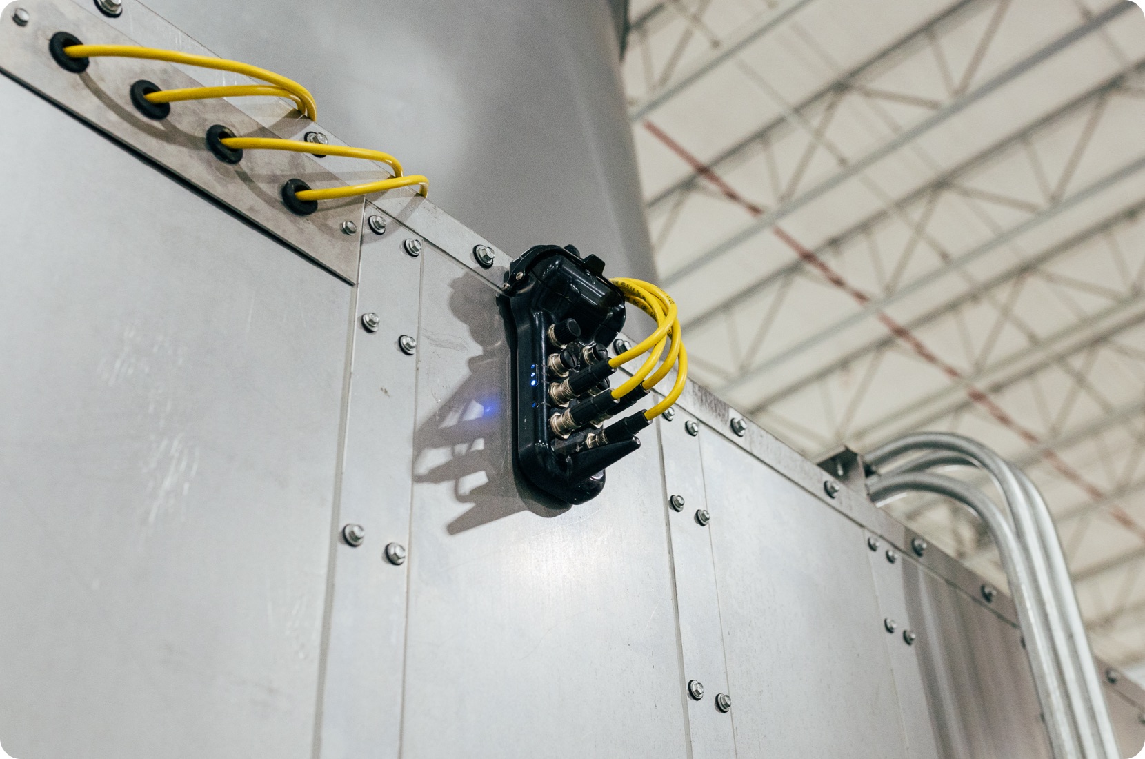 SMARTsensing Suite Parent IoT unit mounted conveniently on industrial machinery.